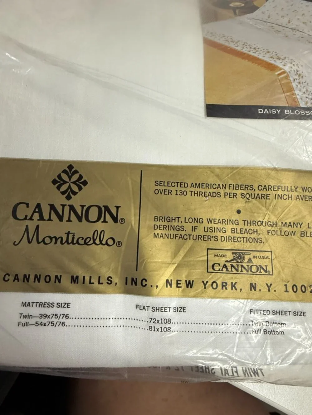 Vintage Deadstock Cannon Mills Monticello Daisy‎ Blossom Twin Sheets Flat
